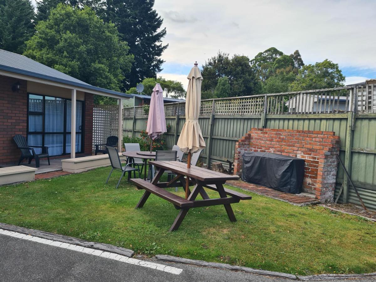 Arran Motel Те-Анау Экстерьер фото