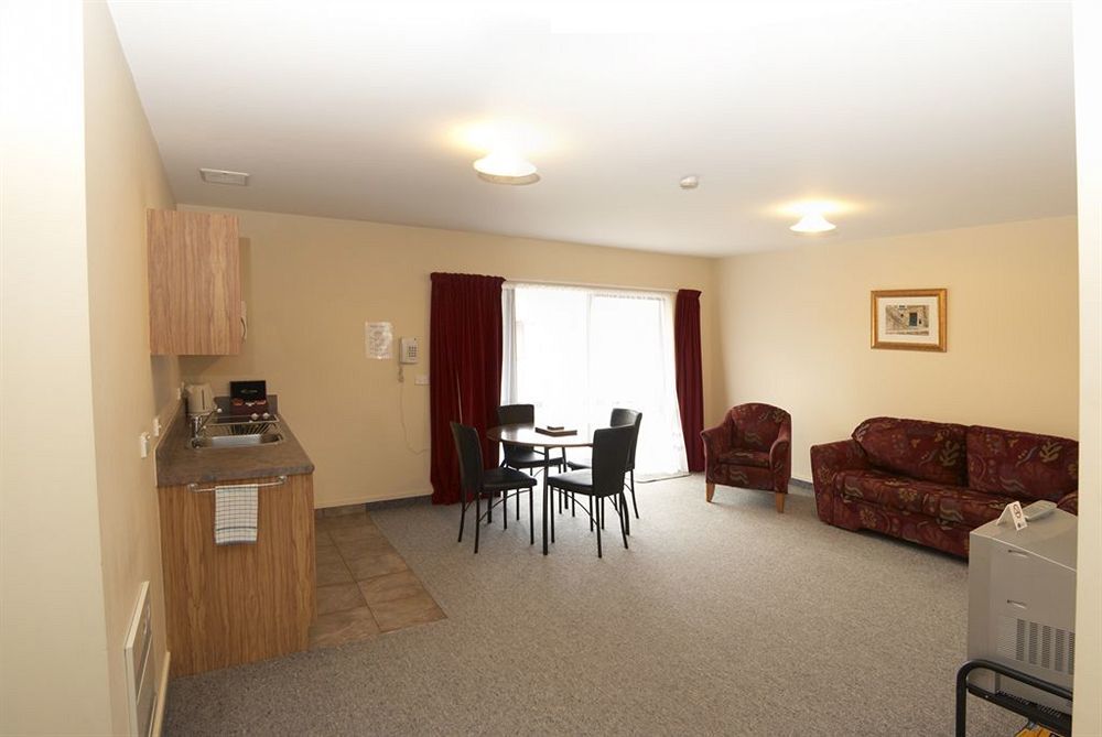 Arran Motel Те-Анау Экстерьер фото