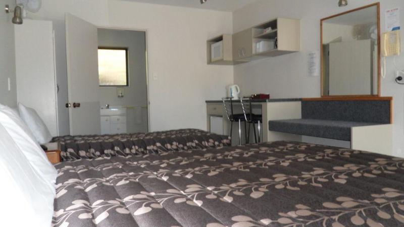 Arran Motel Те-Анау Экстерьер фото